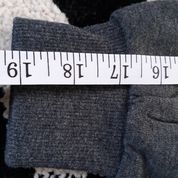 2/$20 Boys warm hoodie - Picture 6 of 6